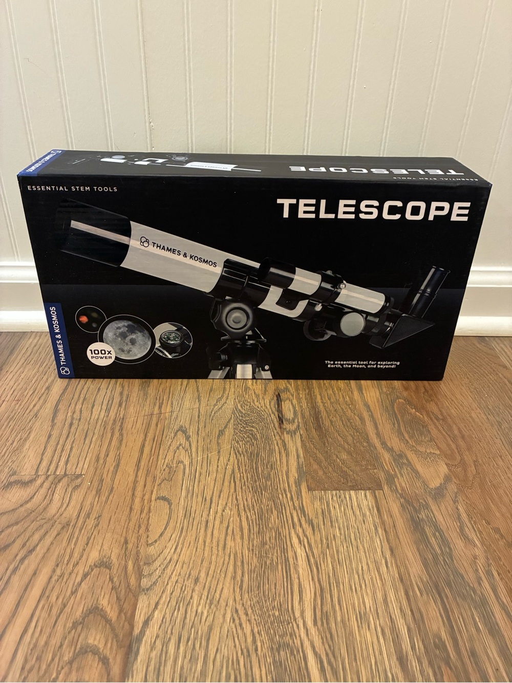 Black and White Beginner Telescope